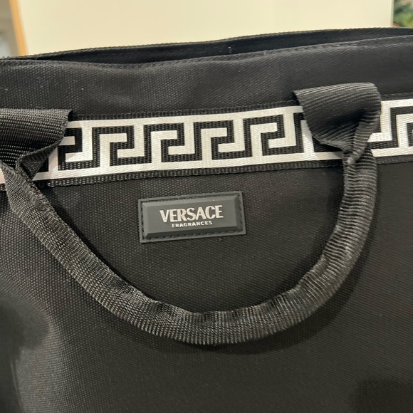 VERSACE NEW MENS BLACK PERFUME SHOULDER BAG - Picture 15 of 15